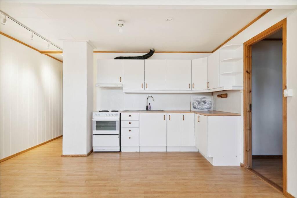 60 Sqm Apartment A - Free Parking! 트롬쇠 외부 사진